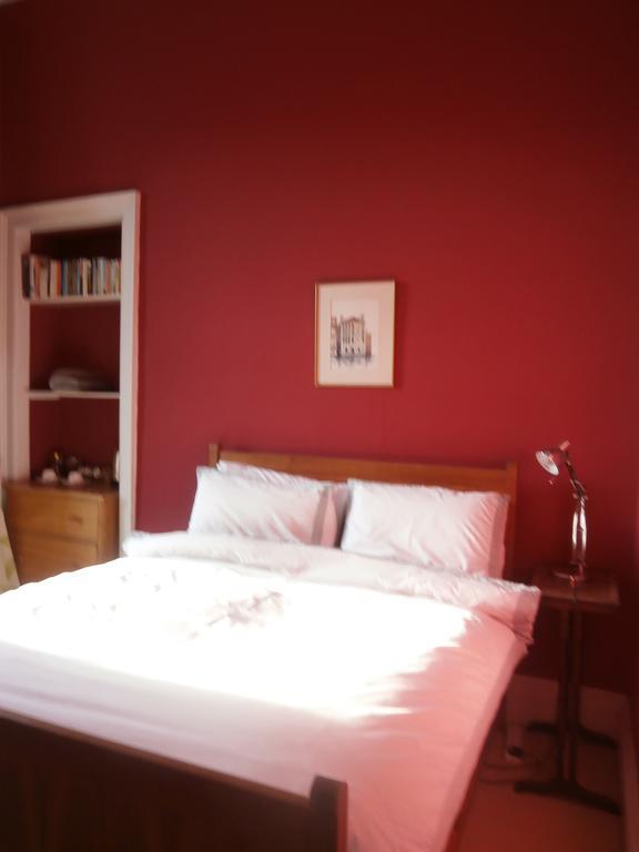 Winter Cherry Bed & Breakfast Edimburgo Quarto foto
