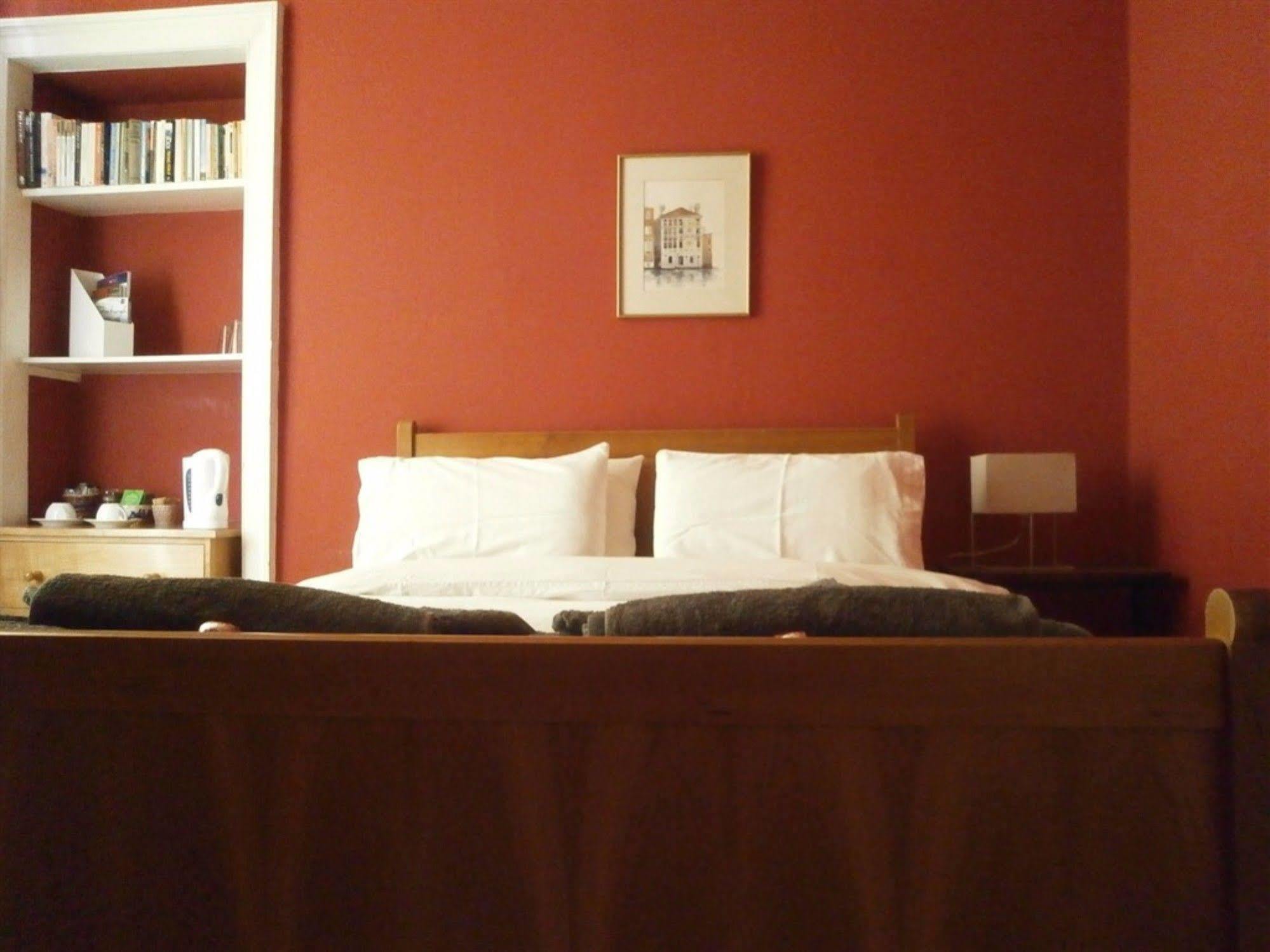 Winter Cherry Bed & Breakfast Edimburgo Exterior foto