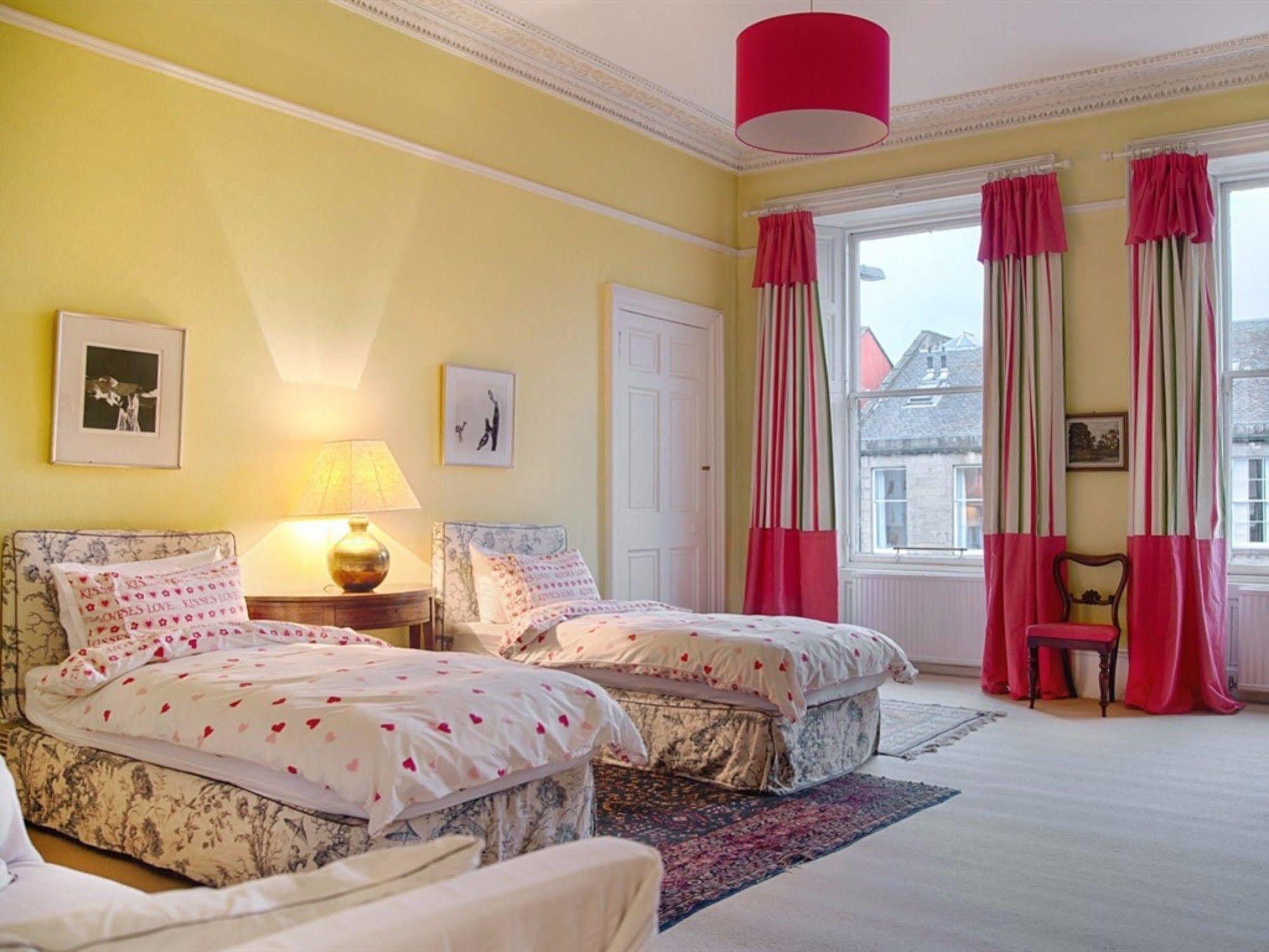 Winter Cherry Bed & Breakfast Edimburgo Exterior foto